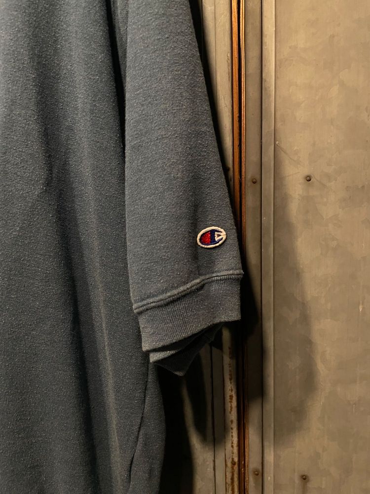Champion 袖のCワッペン