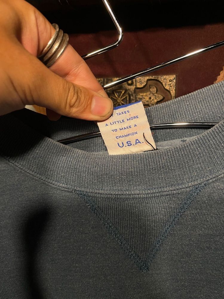 Champion 内側のタグ（U.S.A.の表記）
