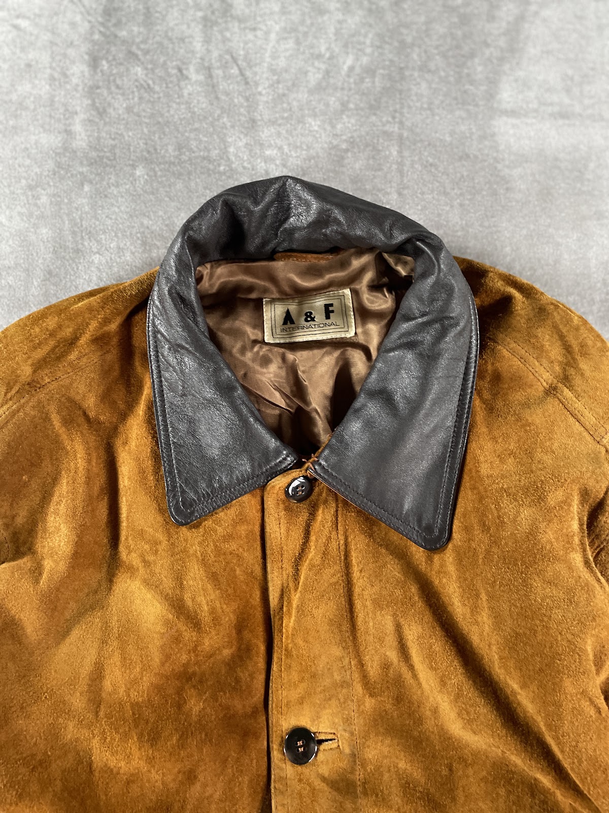 A&F INTERNATIONAL スエードレザー カーコート タン×ネイビー メンズ 4
